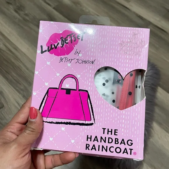Betsey Johnson Handbag Raincoat Adjustable Black Polka Dot NIB - Picture 1 of 3